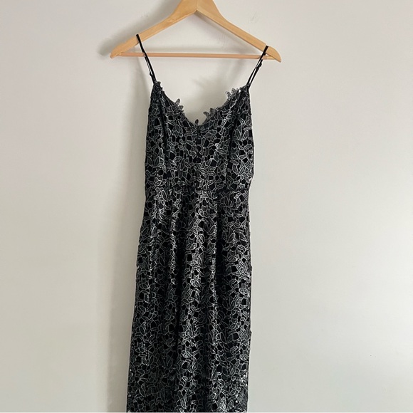 Astr Black Lace Formal Evening Romantic Midi Dress Womens Size medium - Picture 3 of 8